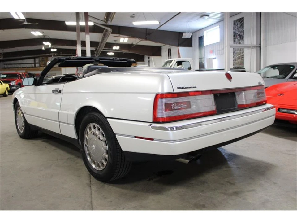 1993 Cadillac Allante - Image 26 of 31