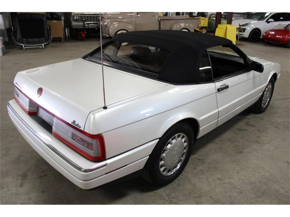 1993 Cadillac Allante - Image 21 of 31