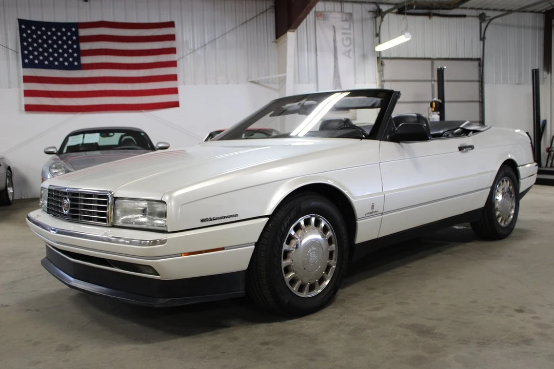 1993 Cadillac Allante - Image 24 of 31