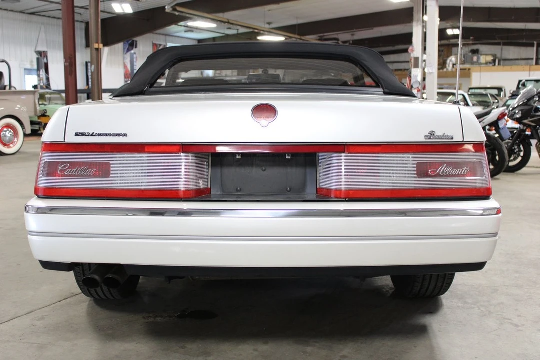 1993 Cadillac Allante - Image 5 of 31