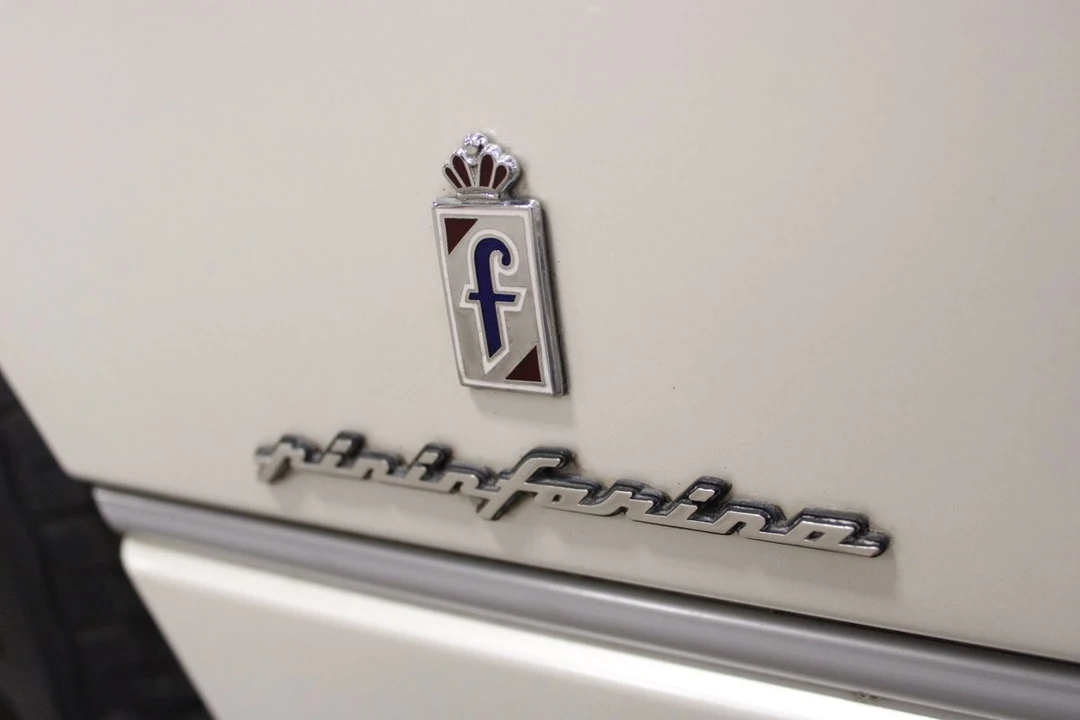 1993 Cadillac Allante - Image 12 of 31