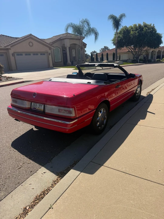 1993 Cadillac Allante - Image 10 of 31