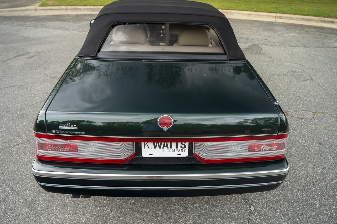 1993 Cadillac Allante - Image 23 of 31
