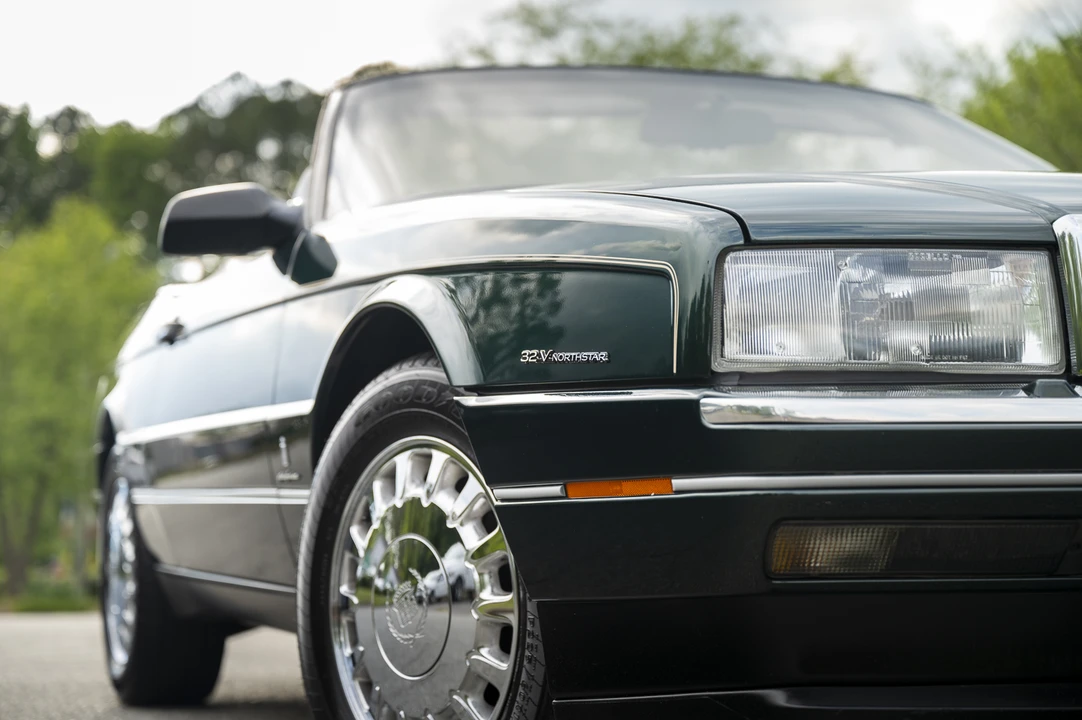 1993 Cadillac Allante - Image 29 of 31