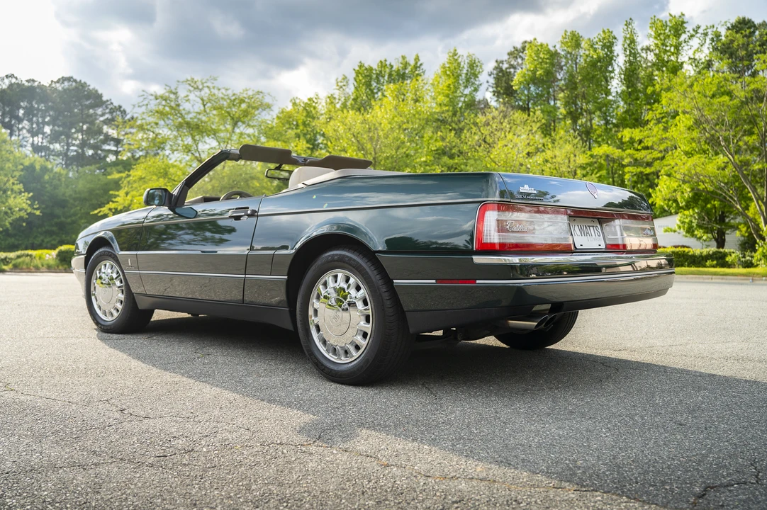 1993 Cadillac Allante - Image 13 of 31