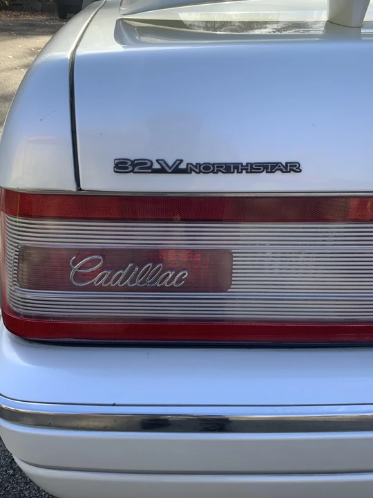 1993 Cadillac Allante - Image 24 of 31