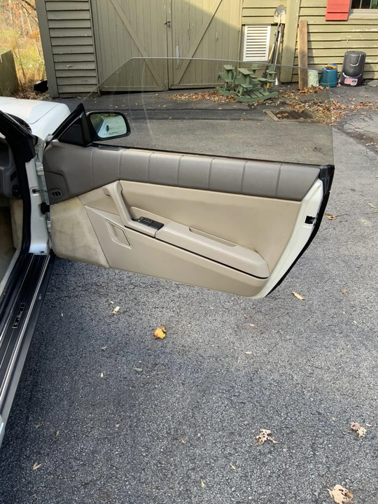 1993 Cadillac Allante - Image 28 of 31