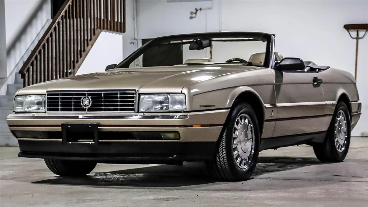 1993 Cadillac Allante - Image 7 of 31
