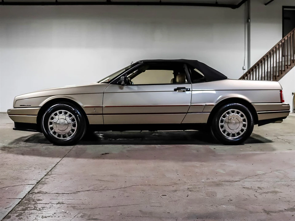 1993 Cadillac Allante - Image 3 of 31