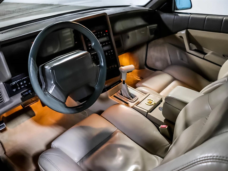 1993 Cadillac Allante - Image 21 of 31