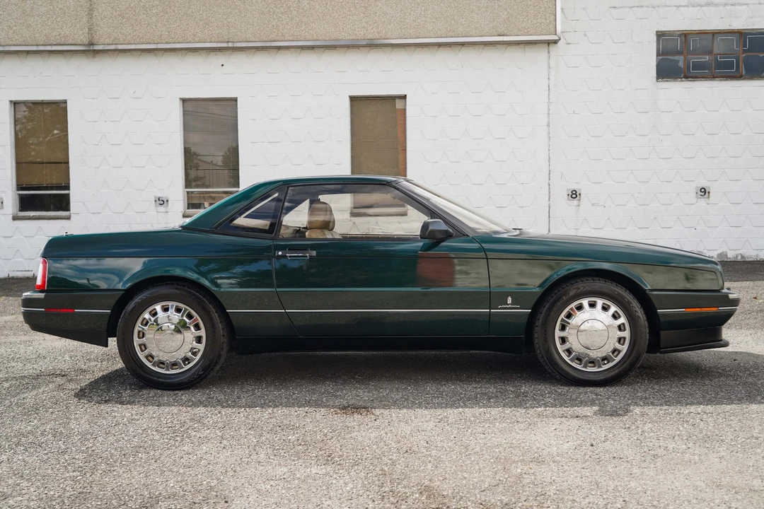 1993 Cadillac Allante - Image 3 of 31