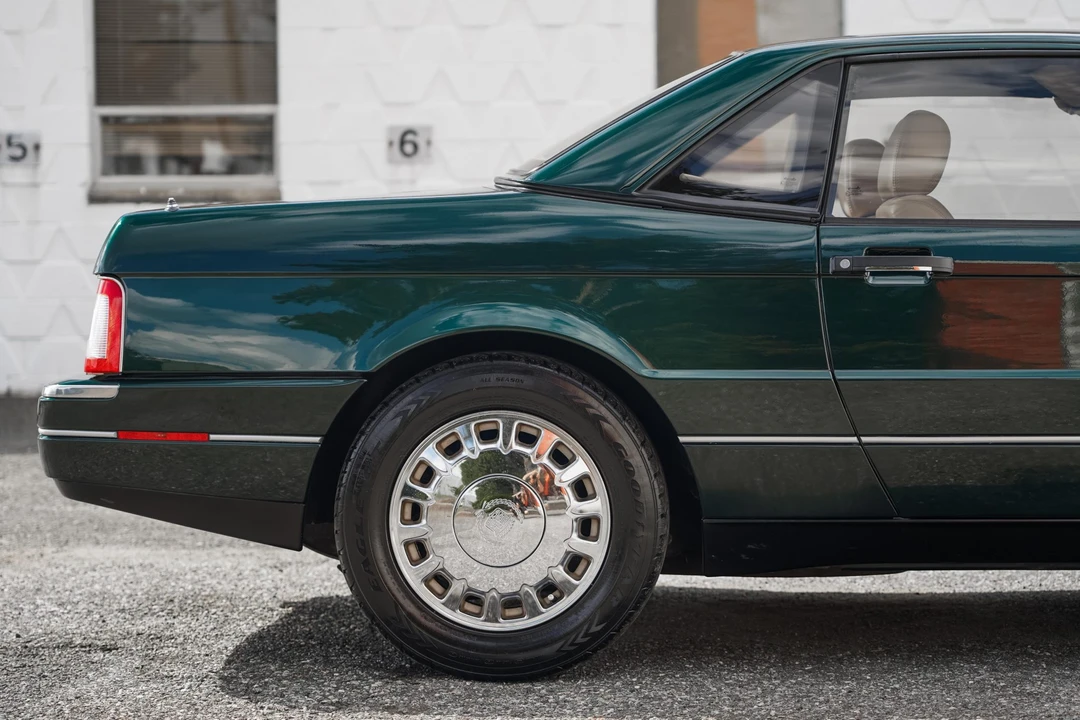 1993 Cadillac Allante - Image 25 of 31