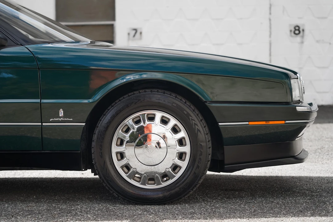1993 Cadillac Allante - Image 26 of 31