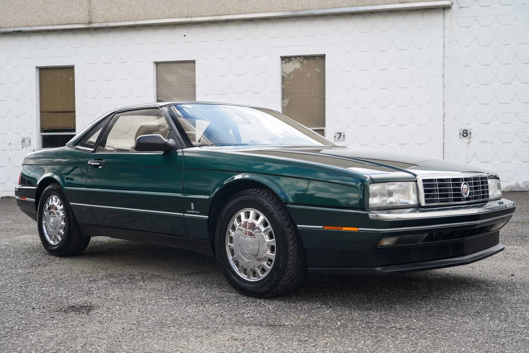 1993 Cadillac Allante - Image 4 of 31