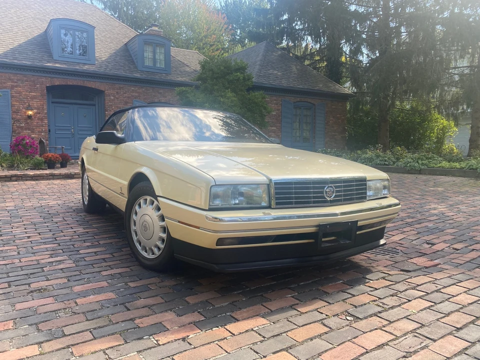 1993 Cadillac Allante - Image 31 of 31