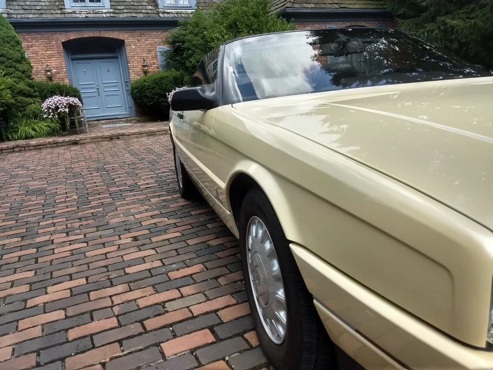 1993 Cadillac Allante - Image 18 of 31