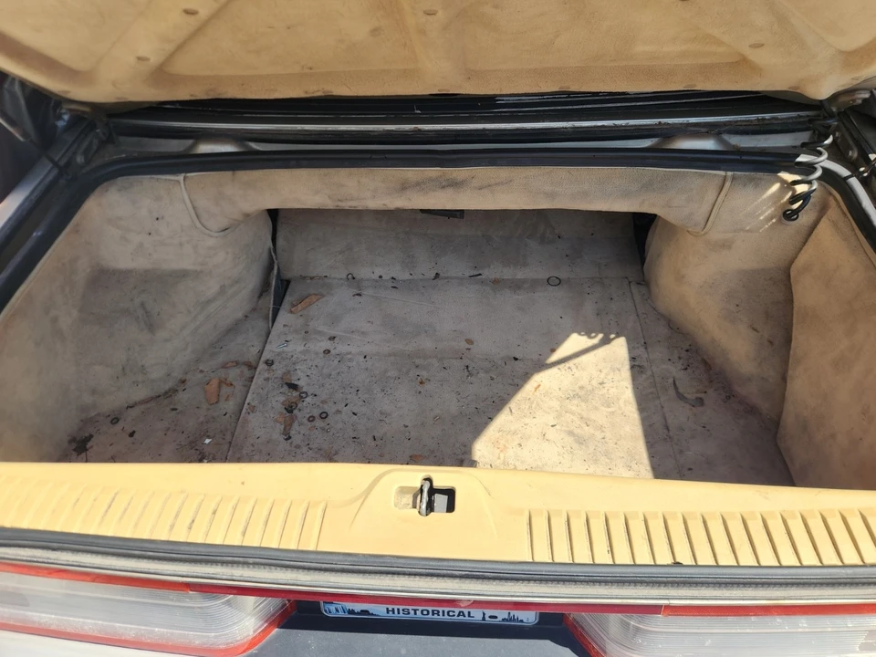 1993 Cadillac Allante - Image 6 of 16