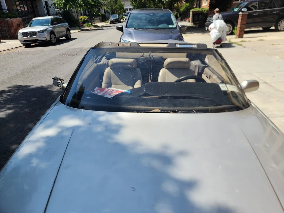 1993 Cadillac Allante - Image 8 of 16