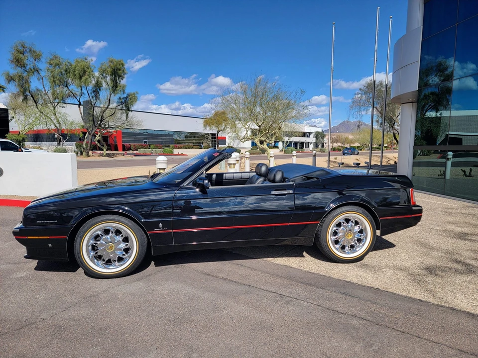 1993 Cadillac Allante - Image 5 of 31