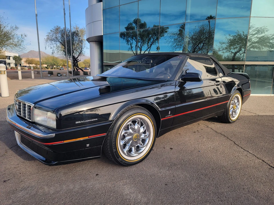 1993 Cadillac Allante - Image 14 of 31