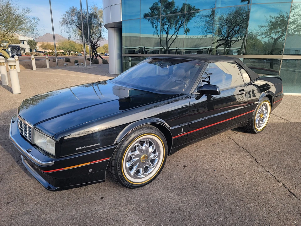 1993 Cadillac Allante - Image 15 of 31