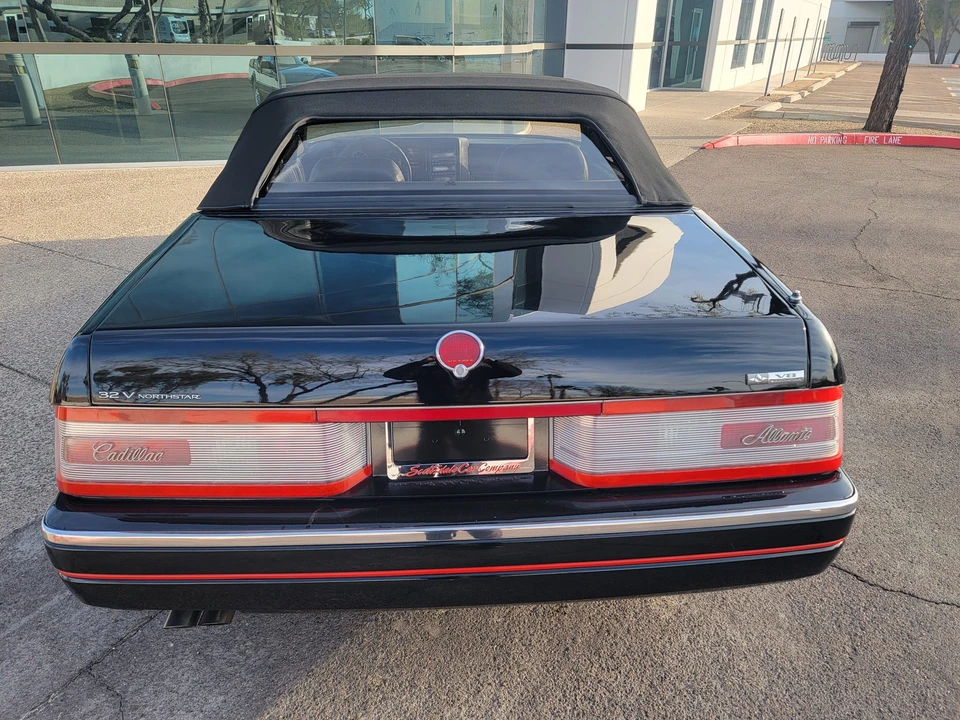 1993 Cadillac Allante - Image 20 of 31
