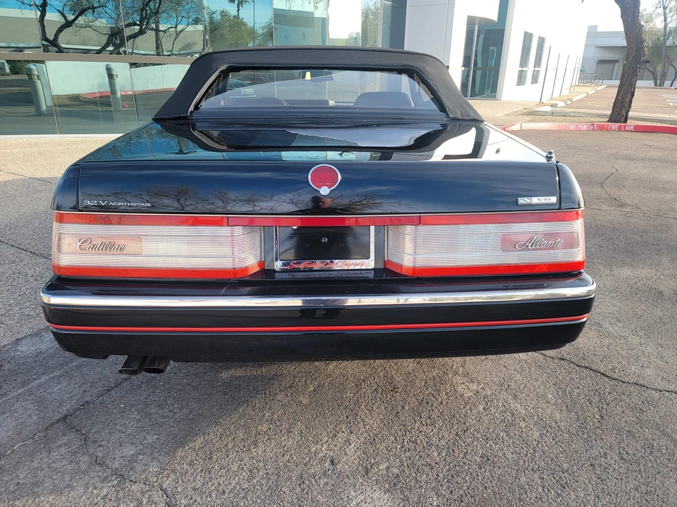 1993 Cadillac Allante - Image 21 of 31