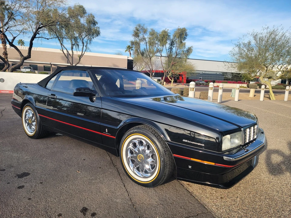 1993 Cadillac Allante - Image 10 of 31