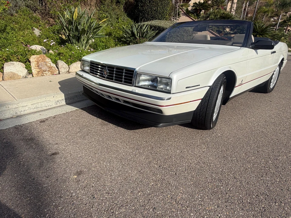 1993 Cadillac Allante - Image 3 of 31