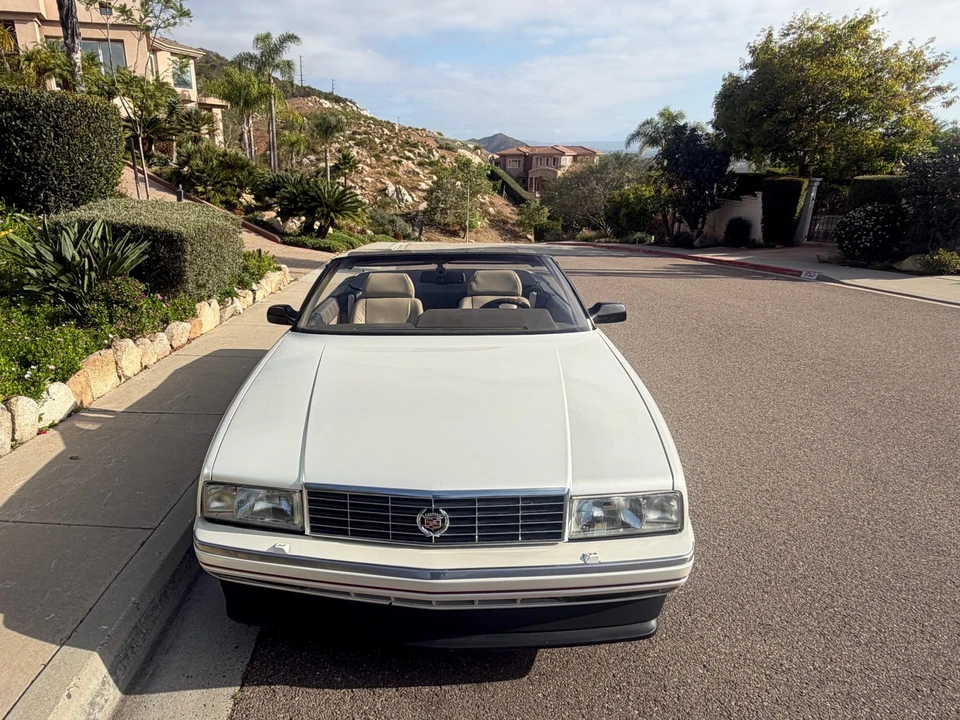 1993 Cadillac Allante - Image 4 of 31