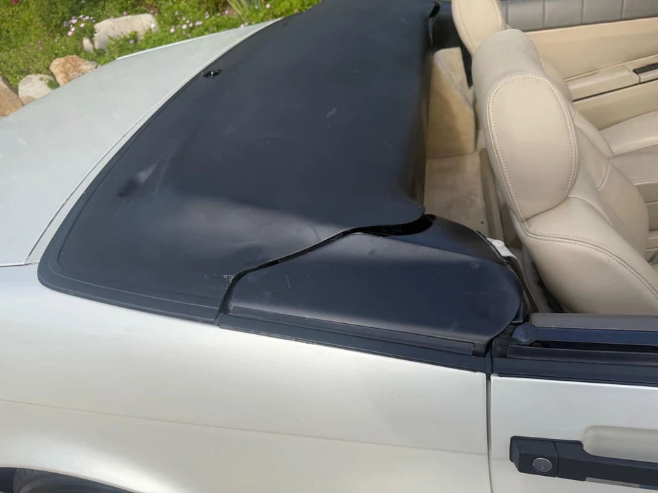 1993 Cadillac Allante - Image 22 of 31