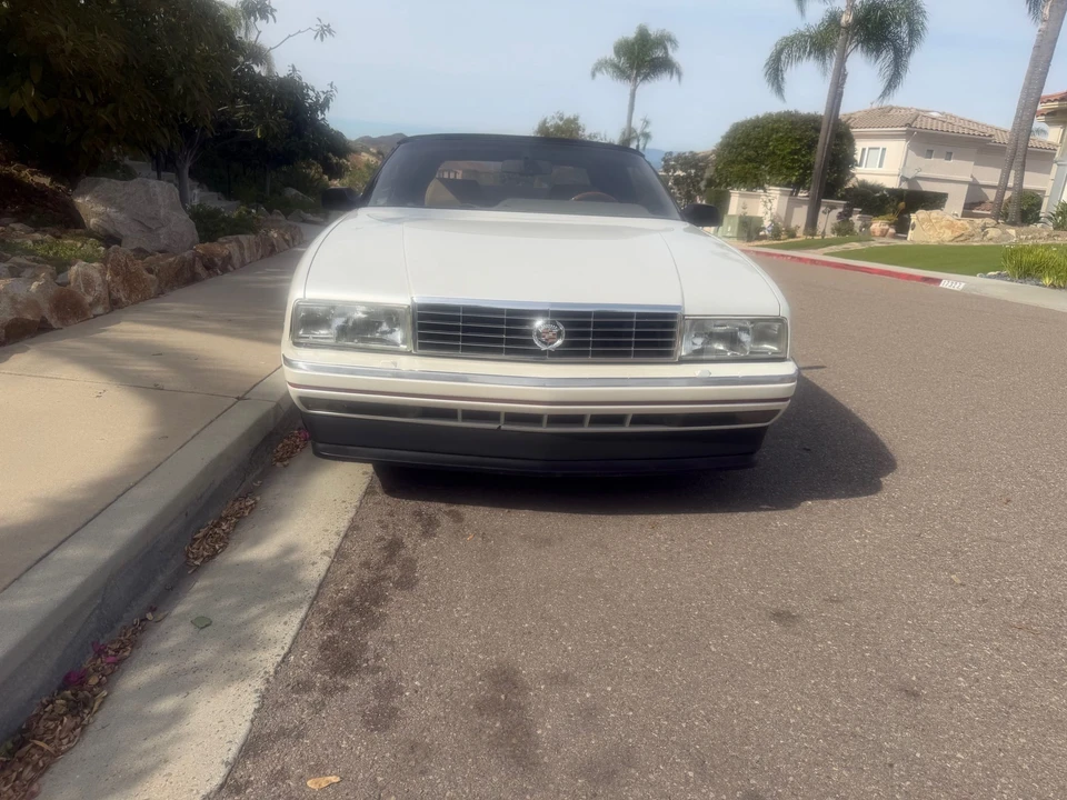 1993 Cadillac Allante - Image 16 of 31