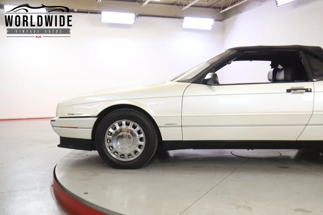 1993 Cadillac Allante - Image 7 of 12