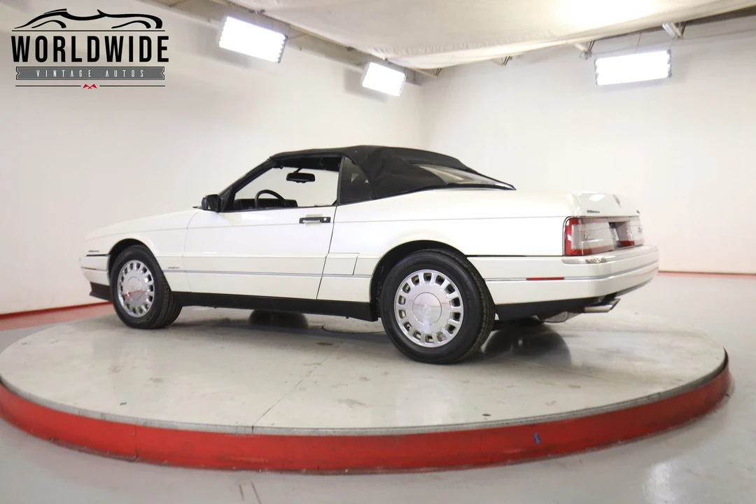 1993 Cadillac Allante - Image 5 of 12