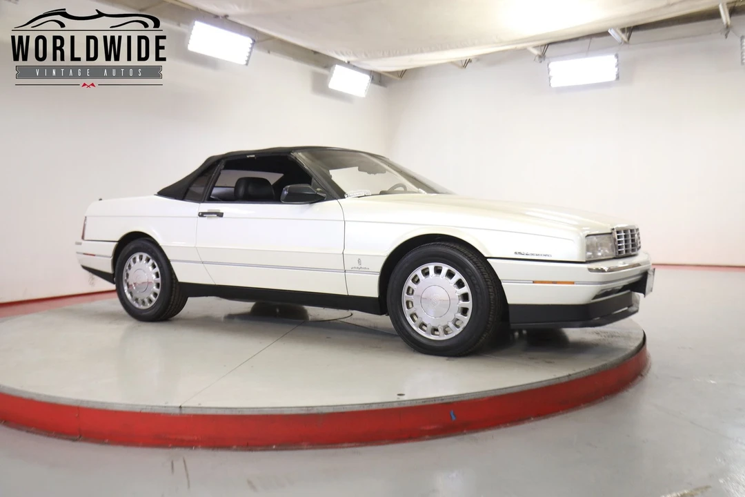 1993 Cadillac Allante - Image 2 of 12