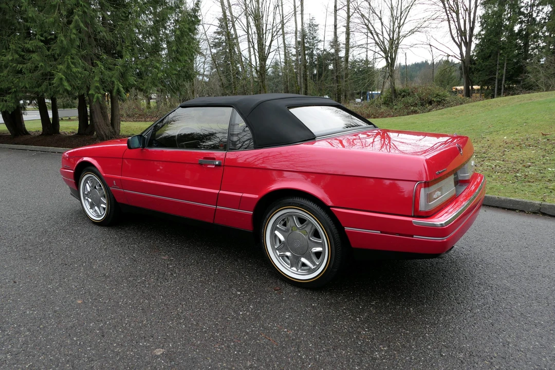 1993 Cadillac Allante - Image 28 of 31