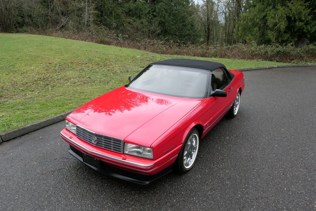 1993 Cadillac Allante - Image 24 of 31