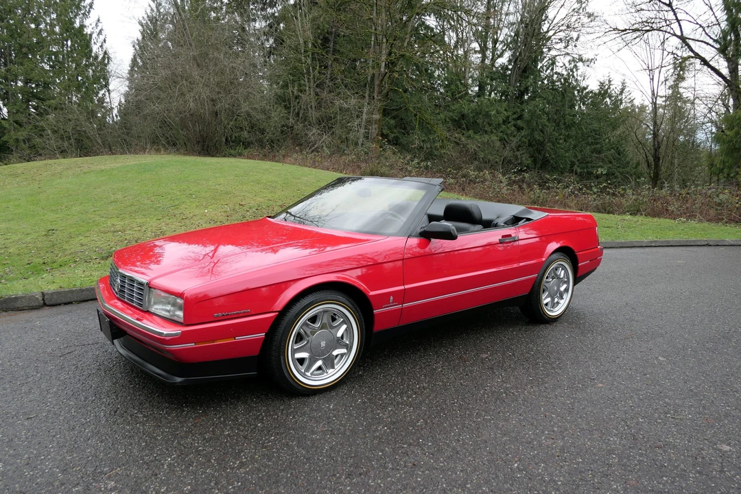 1993 Cadillac Allante - Image 8 of 31