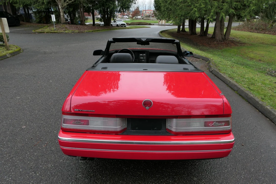 1993 Cadillac Allante - Image 12 of 31