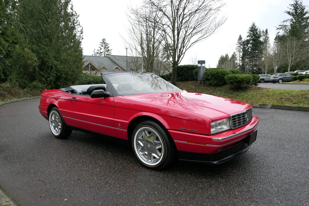 1993 Cadillac Allante - Image 2 of 31