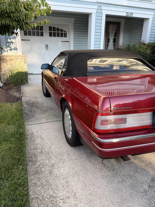 1993 Cadillac Allante - Image 15 of 31