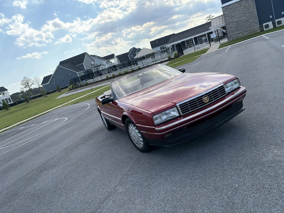 1993 Cadillac Allante - Image 3 of 31
