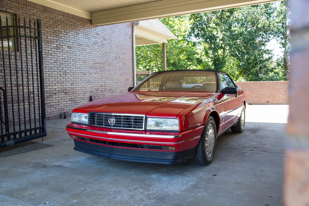 1993 Cadillac Allante - Image 3 of 31