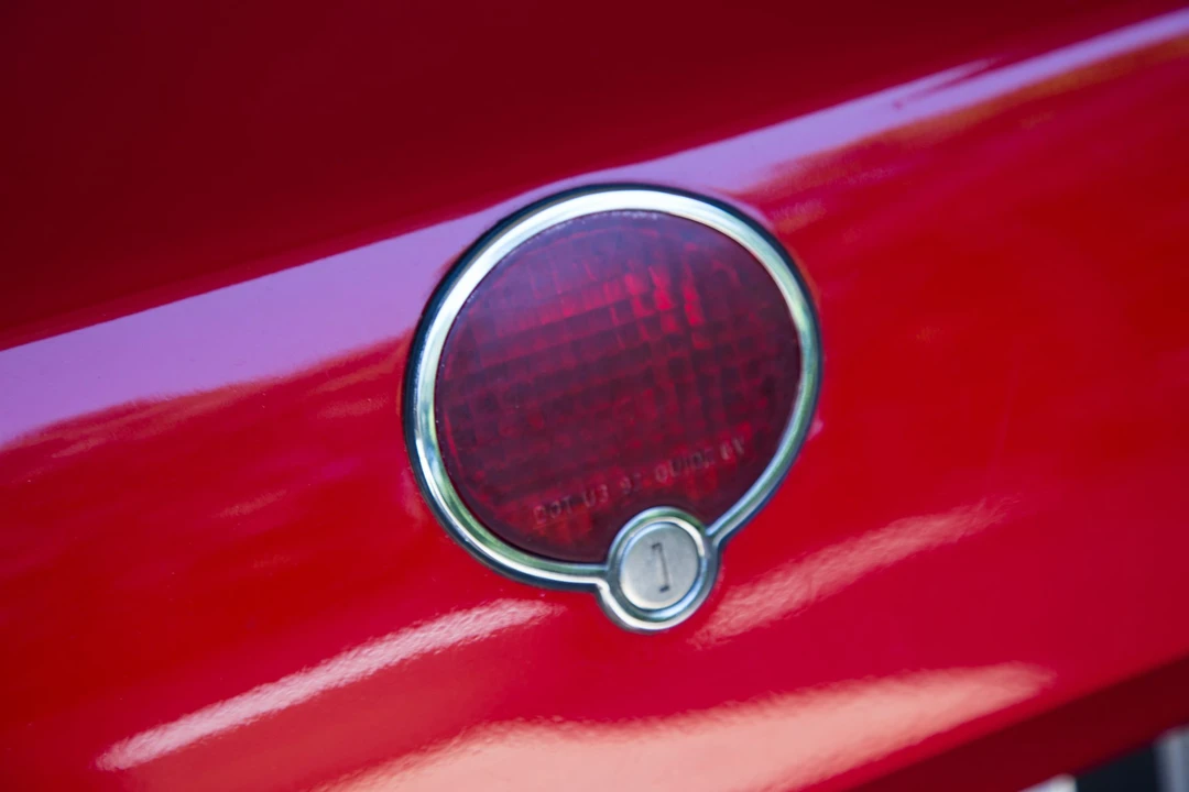 1993 Cadillac Allante - Image 24 of 31