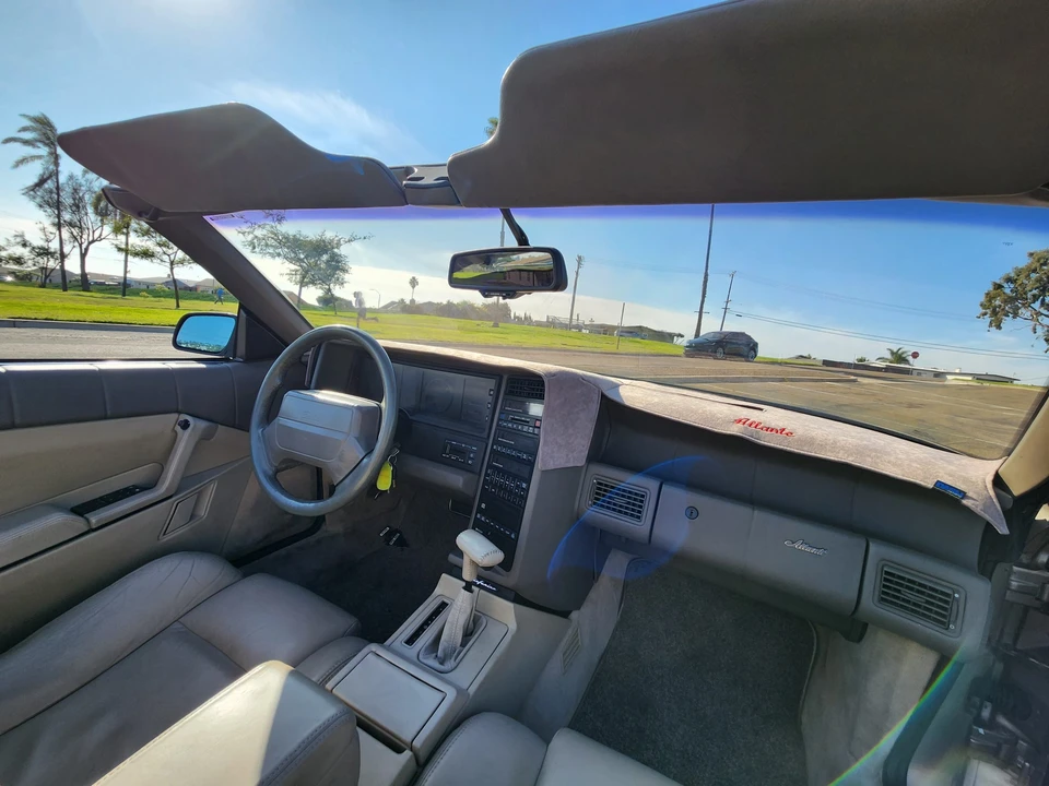 1993 Cadillac Allante - Image 28 of 31