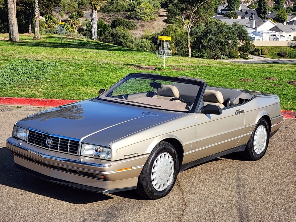 1993 Cadillac Allante - Image 2 of 31