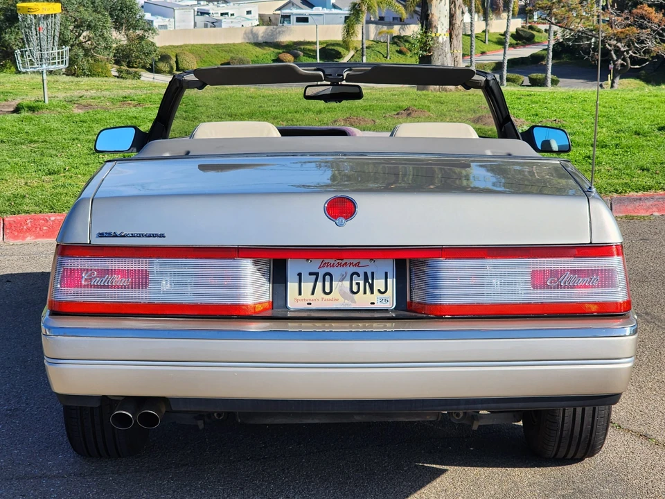 1993 Cadillac Allante - Image 11 of 31