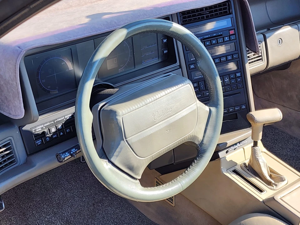 1993 Cadillac Allante - Image 31 of 31