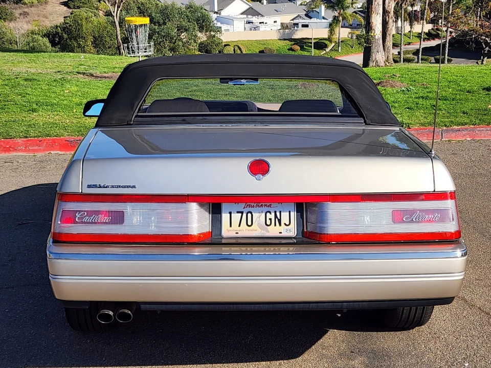 1993 Cadillac Allante - Image 10 of 31