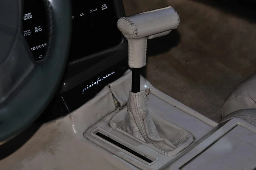 1993 Cadillac Allante - Image 8 of 12